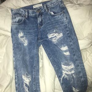 NWOT bullhead distressed skinny jeans